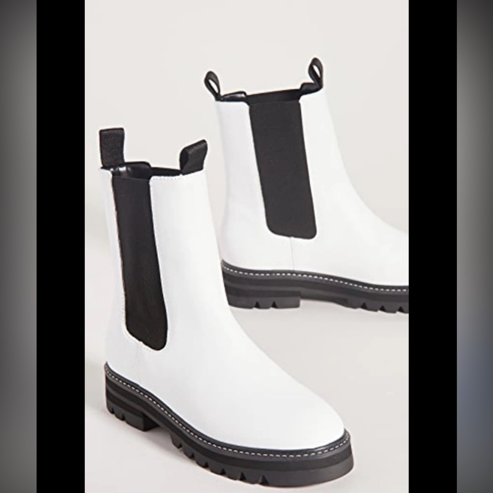 Aster Lug Sole Chelsea Boots